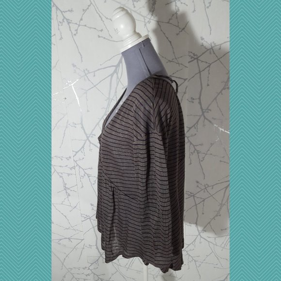 Lucky Brand NWT Gray Striped 100% Linen Babydoll Blouse - Picture 2 of 5